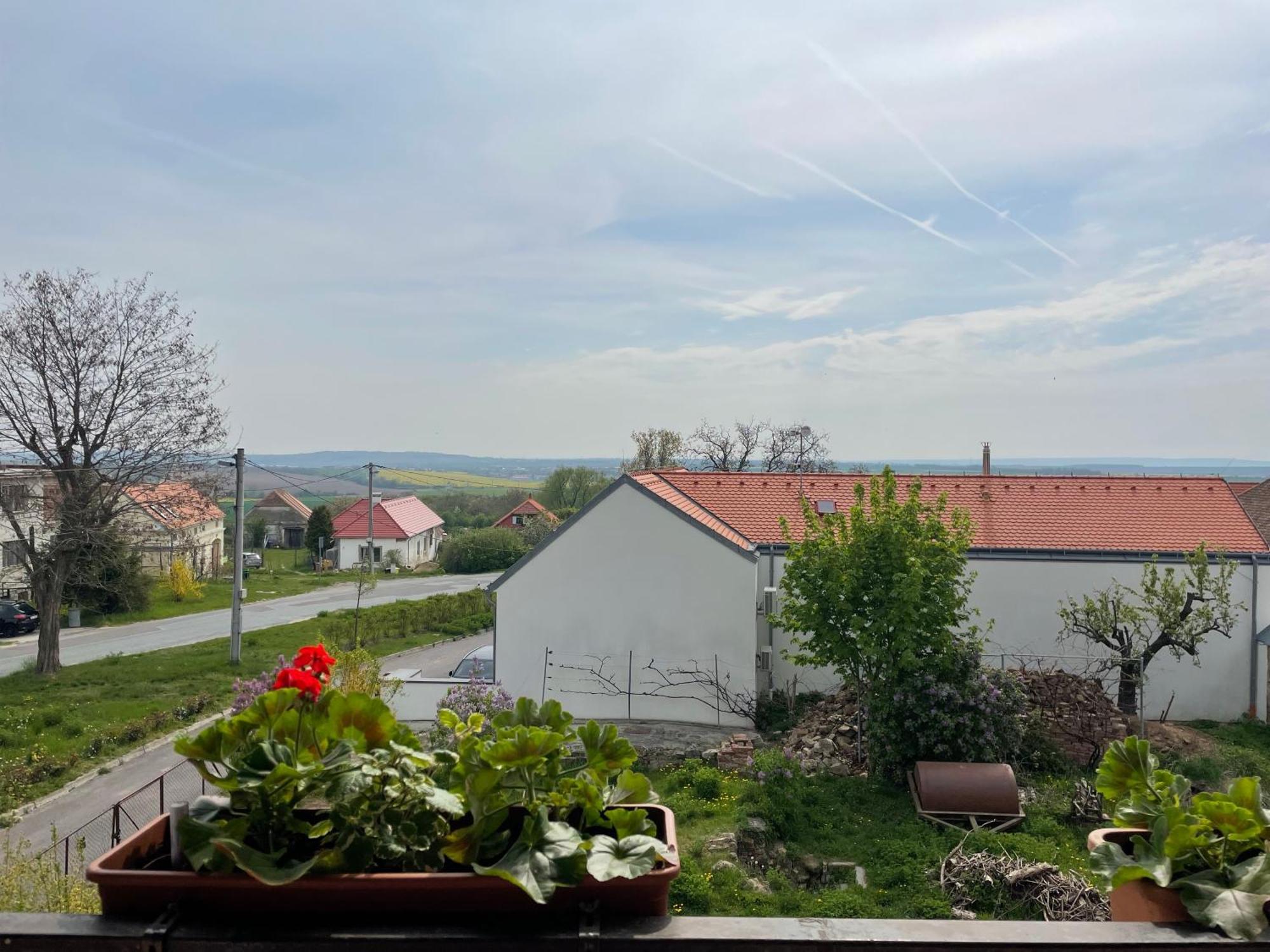 Apartman U Brezinu Зноймо Екстер'єр фото