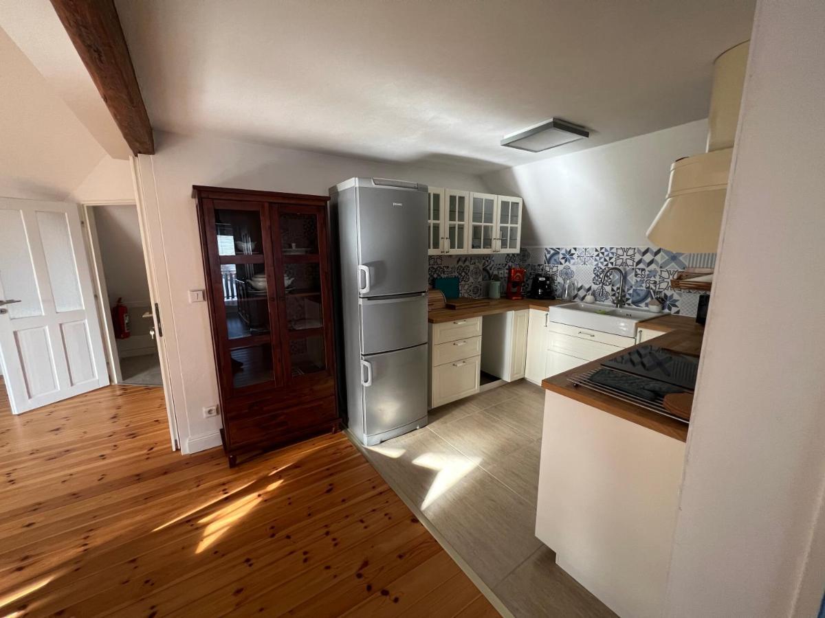 Apartman U Brezinu Зноймо Екстер'єр фото